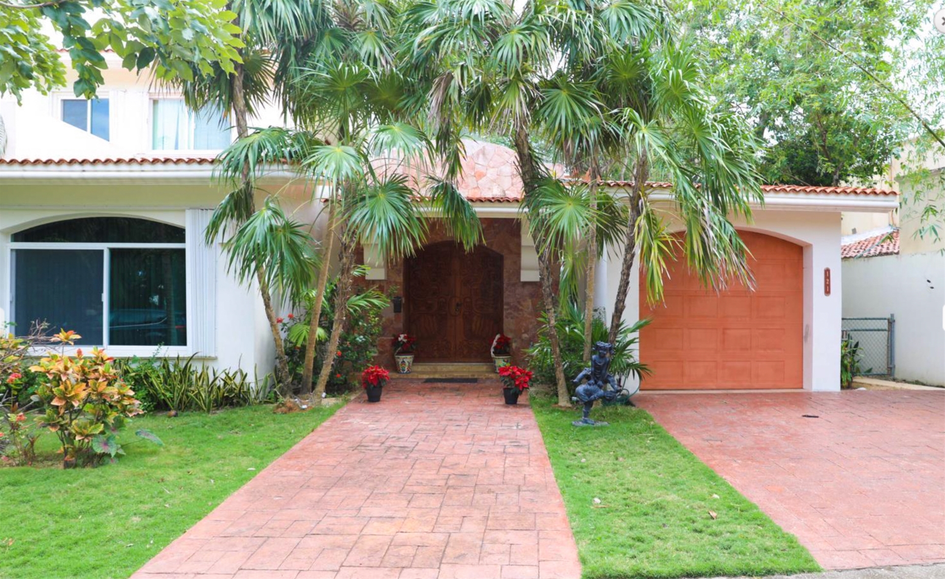 Casa del Arbol Grande Playa del Carmen Villa for Sale Playacar Real Estate  Homes to Buy