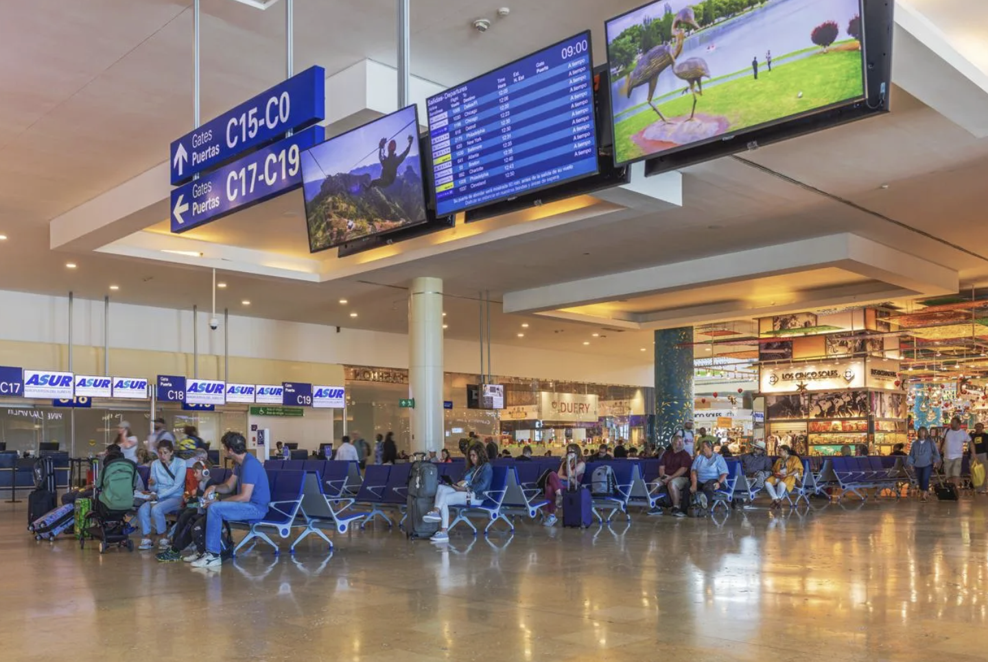 How to navigate the Cancun Airport